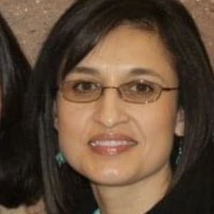 Meet your Posher, Mariela